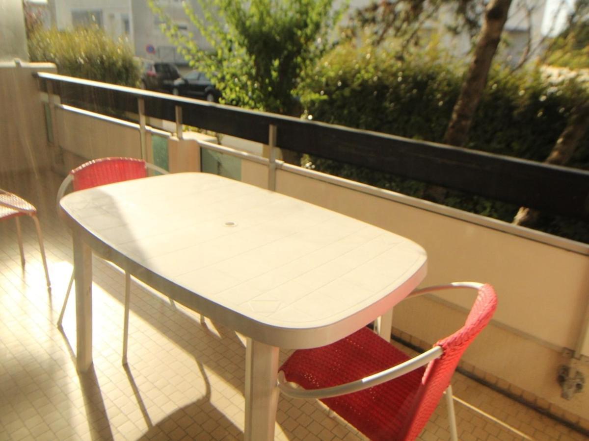 Appartement De 52 M² Avec Terrasse, Proche Plage, Centre-Ville Et Gare - Parking, Pour 3 Pers. - Fr-1-494-31 Royan Exterior foto